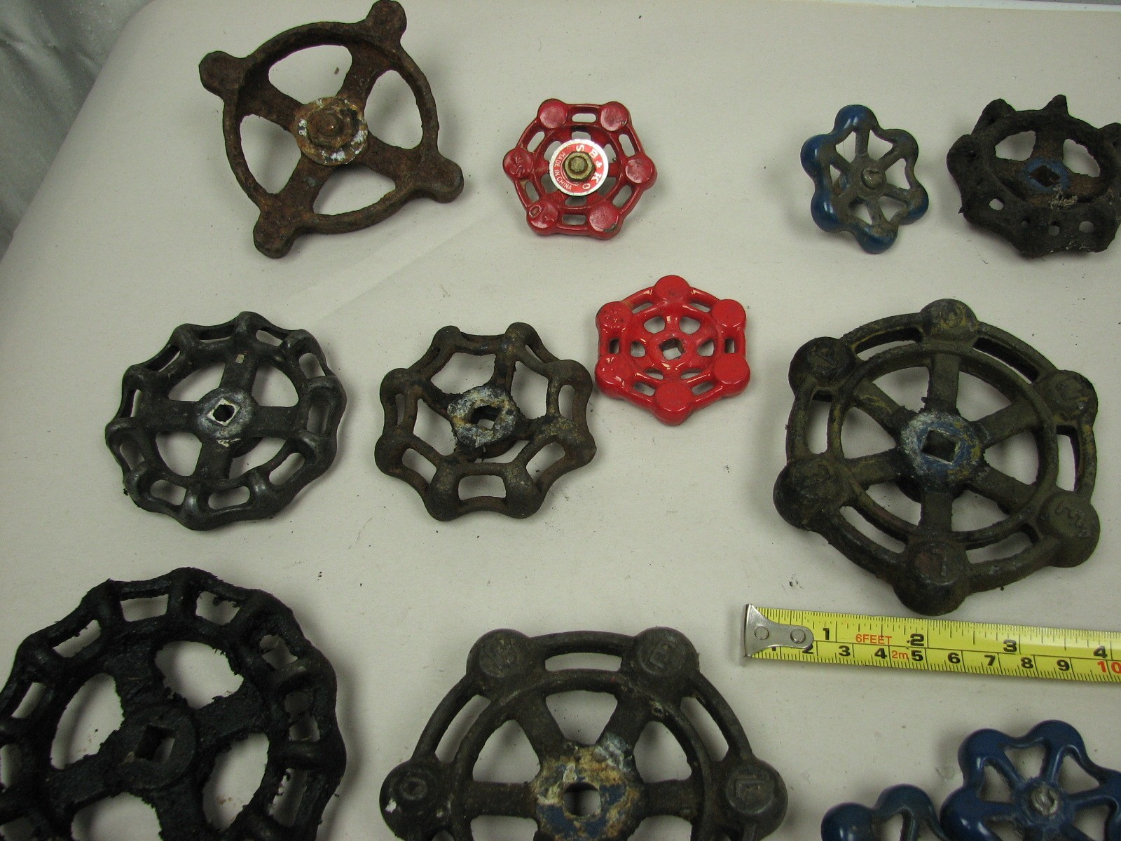 30 Vintage Cast Iron, Brass & Metal Steam Valve Handles Steampunk Art Lot-A