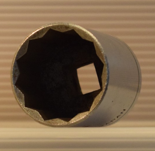 UNBRANDED SIZE 1-3/16″ 12 POINT SOCKET 1/2″ DRIVE MADE IN JAPAN SAE CHROME TOOL