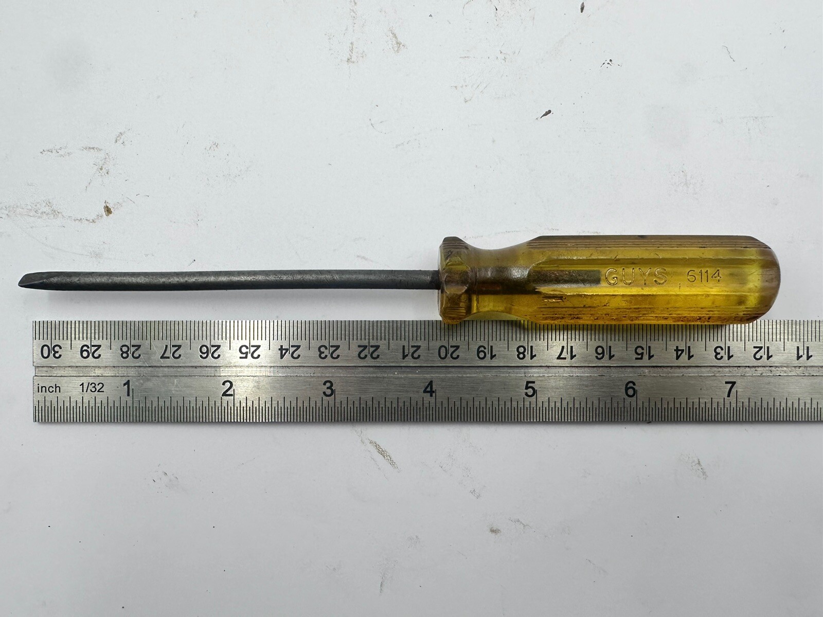 Vintage Guys England 7” Flat Head Screwdriver 6114 Yellow Acetate Handle