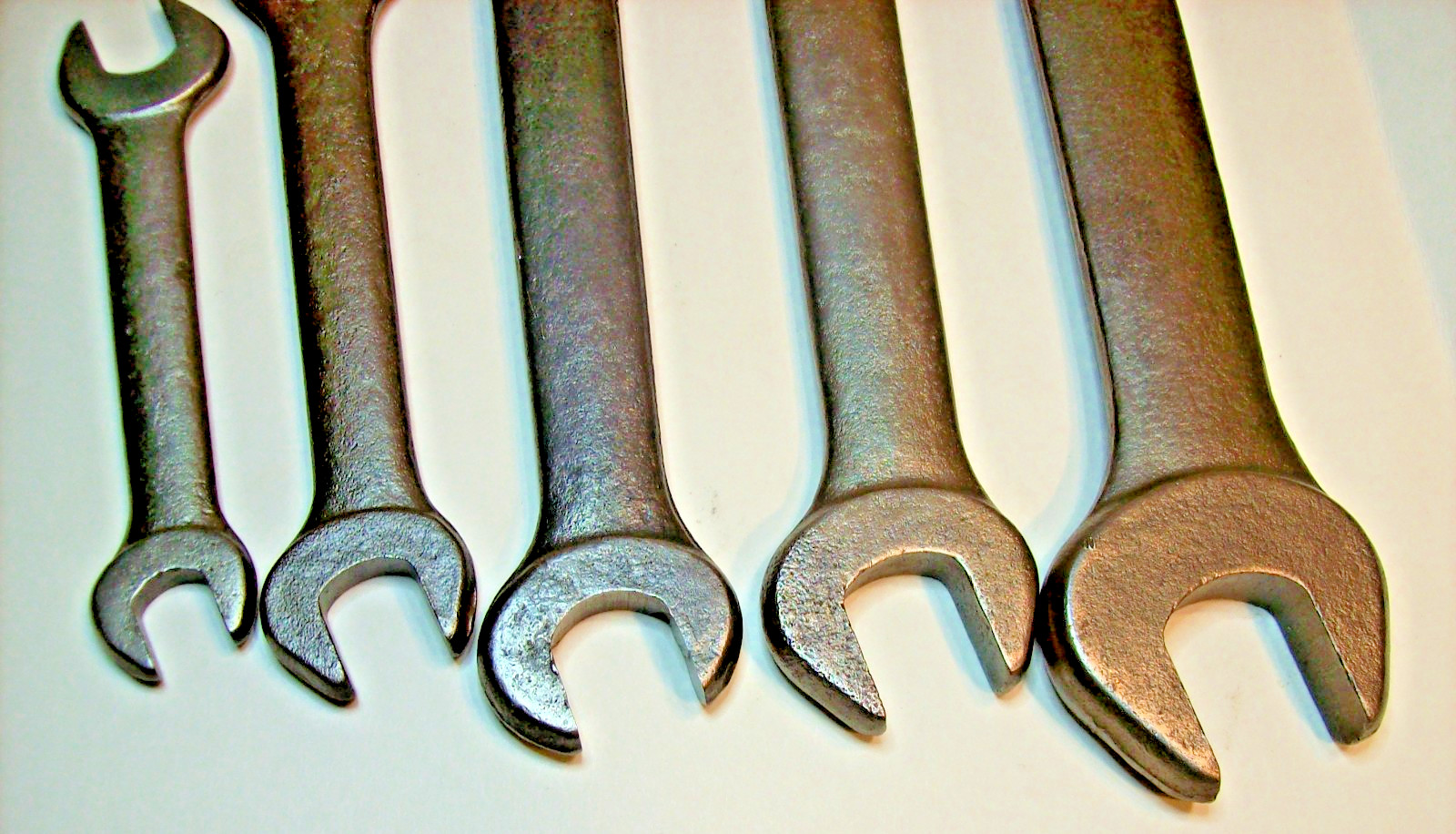 vintage International Harvester 5-piece open end wrench set