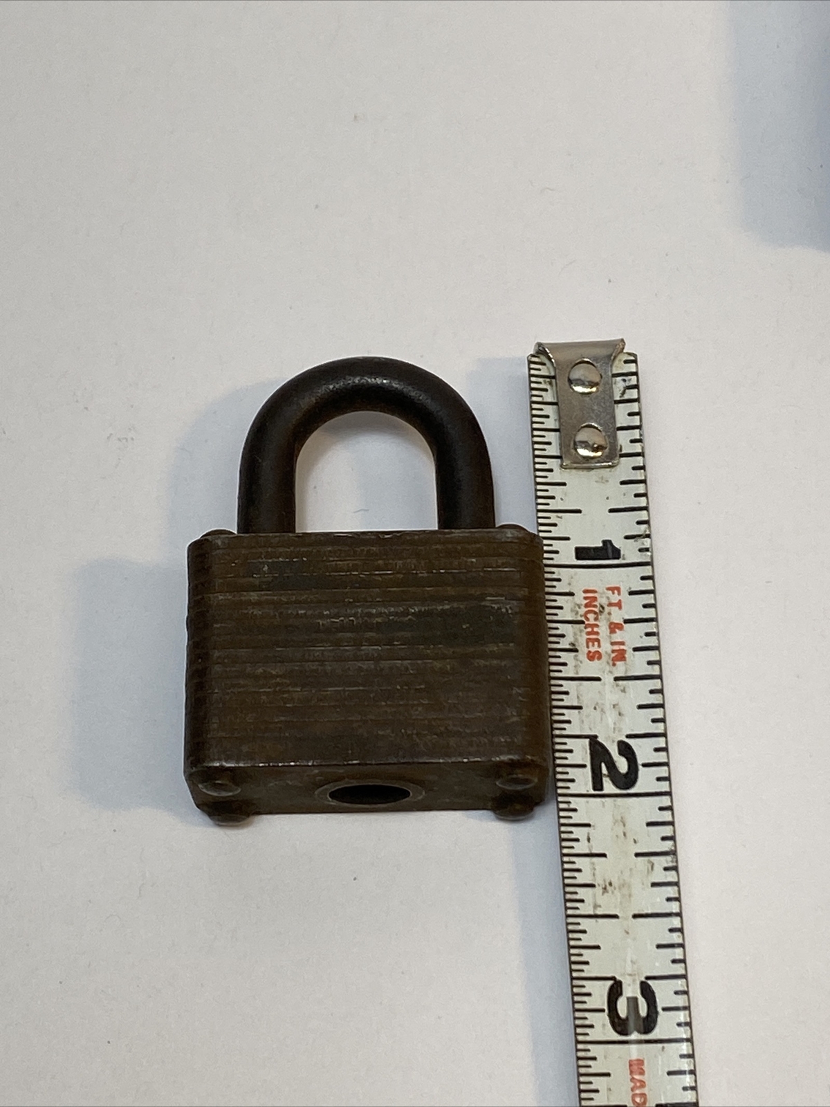 Two Vintage Master Lock Co Padlocks No 1. And Unknown With 3 Vtg Keys Yale