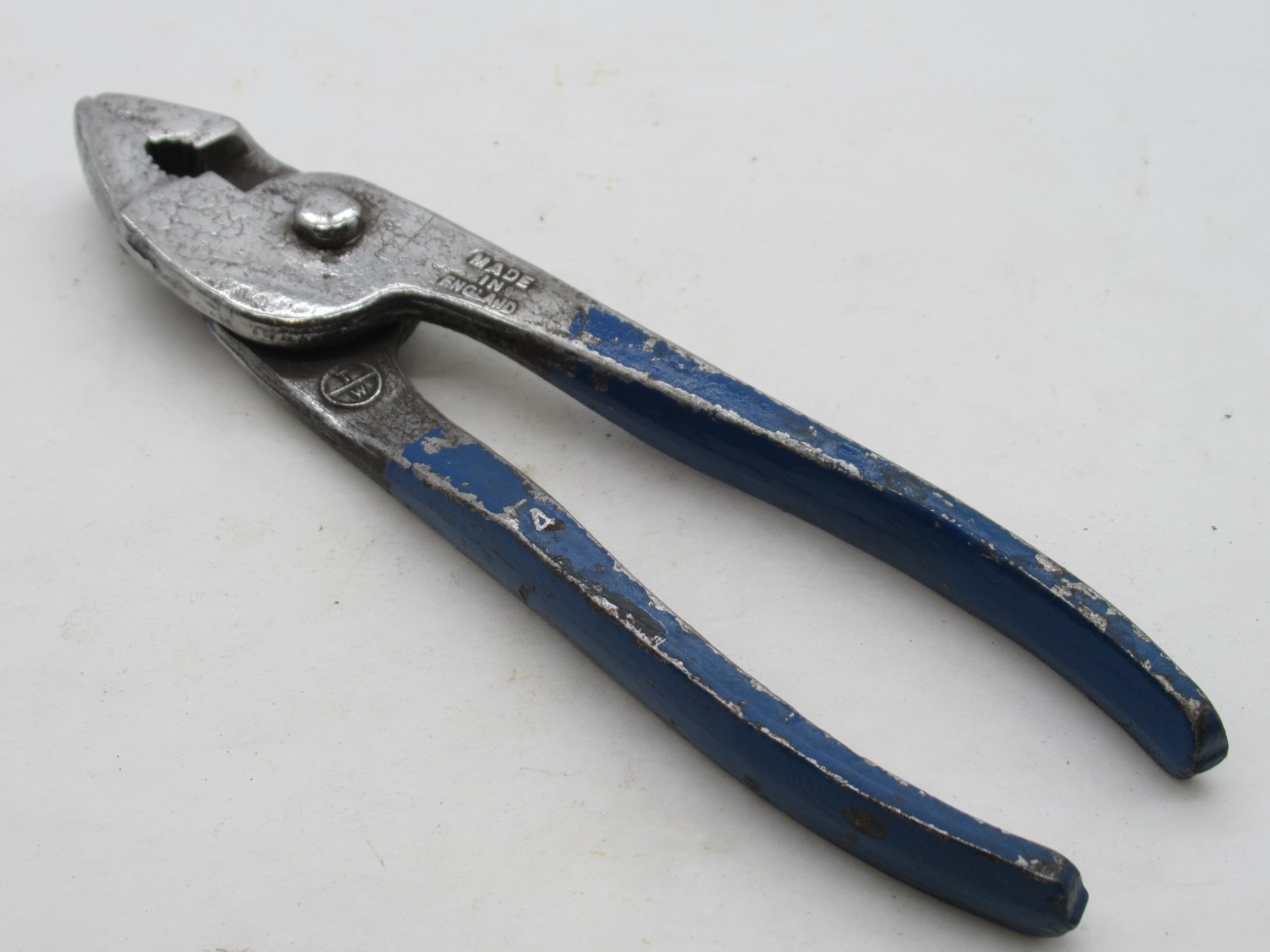 Stunning Vintage T W Williams 6 1.2″ Slip Joint Combination Pliers