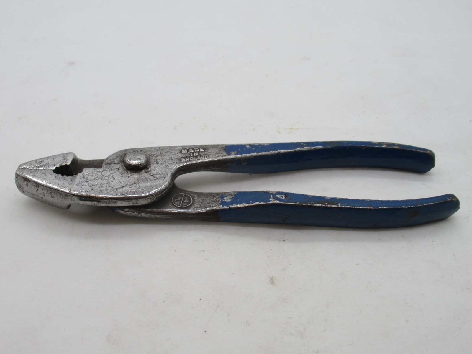 Stunning Vintage T W Williams 6 1.2″ Slip Joint Combination Pliers