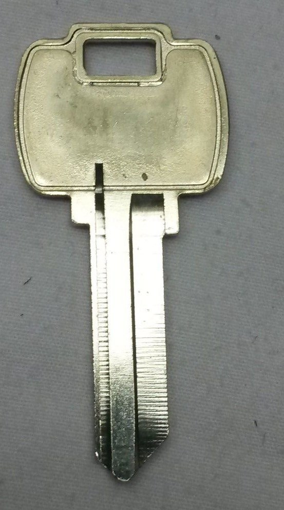 NEW OLD STOCK Qty: 1 ORIGINAL Falcon Brand KB573 G keyway 5-Pin Key Blank
