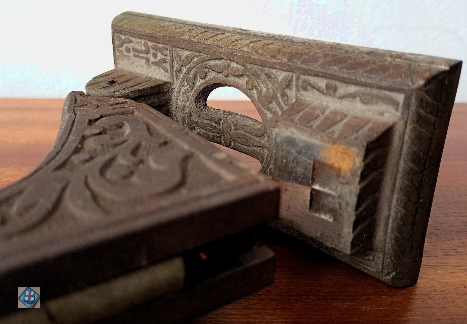 Antique cast iron stapler – model Hotchkiss No. 1
