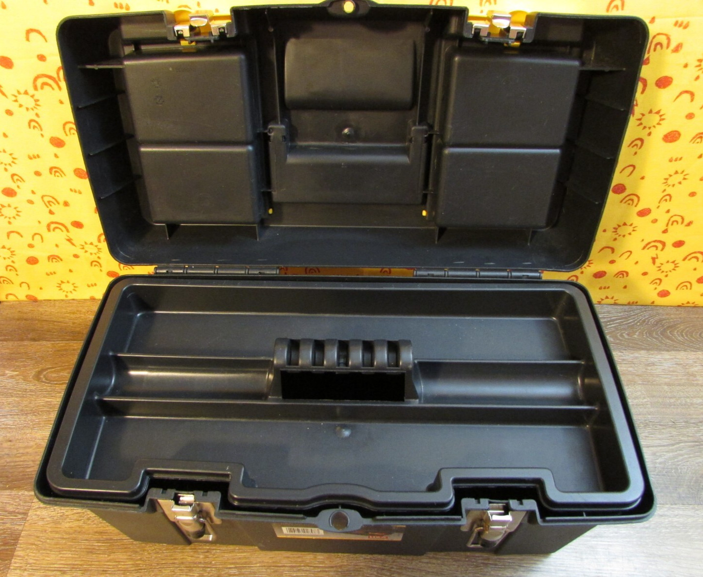 STANELY 19″ Black & Yellow Plastic Toolbox w/Tray 1-92-898 2008 Series USA