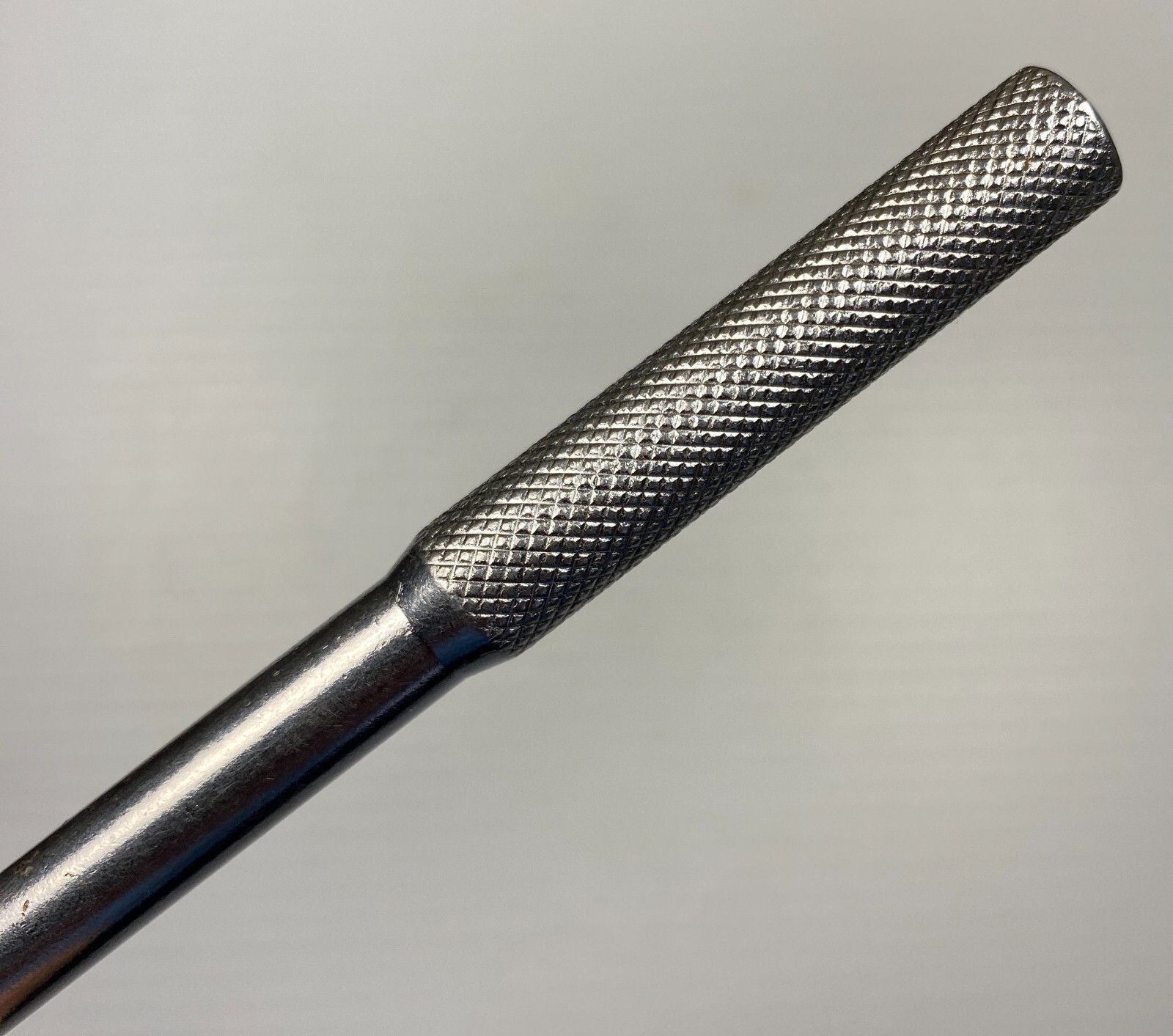 Vintage Unbranded Reversible Ratchet Wrench 1/4″ Drive Knurled Handle Nice Tool