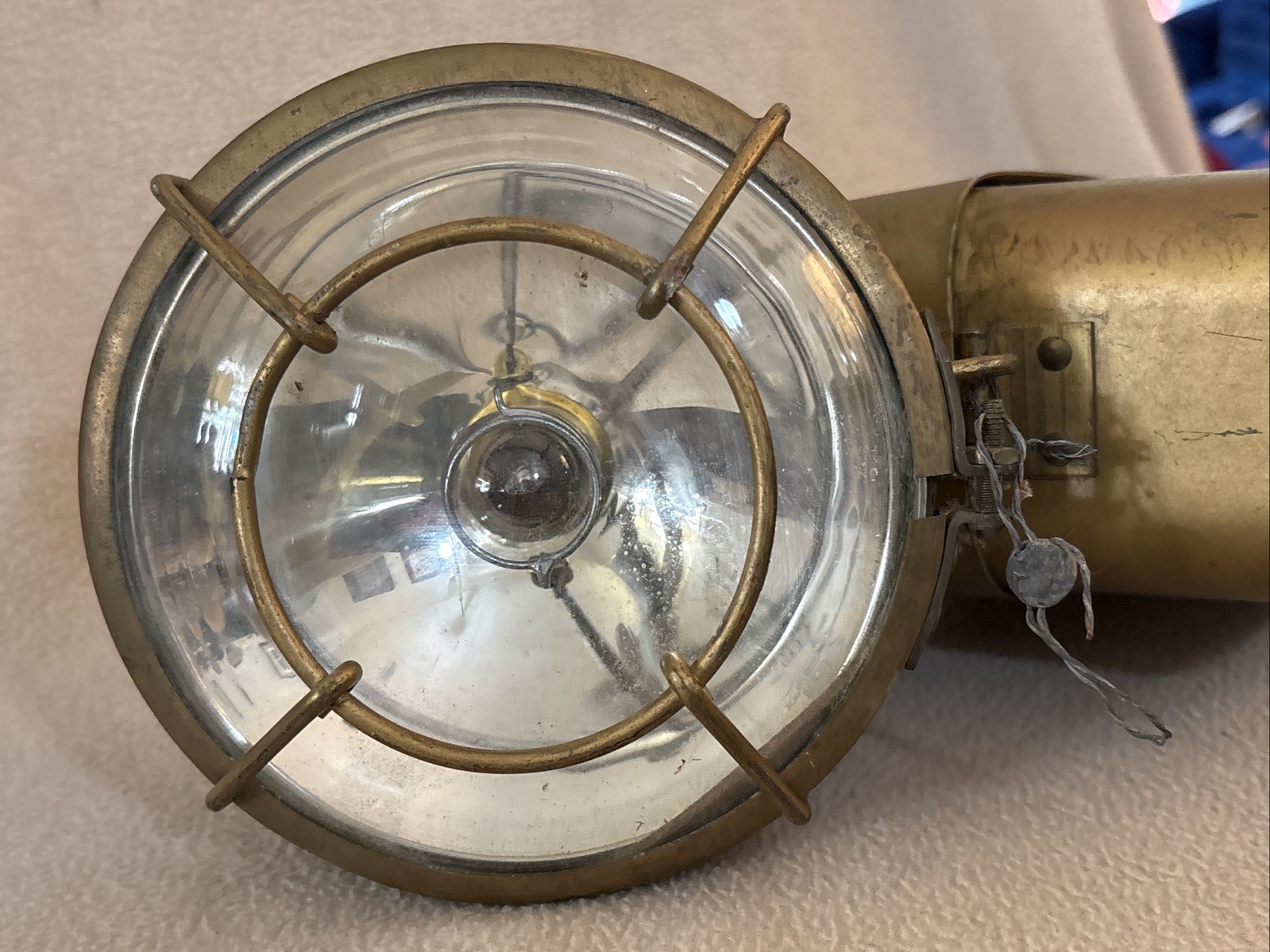Vintage Teledyne Big Beam 287EX Lantern 6V Light Class I Group D Location