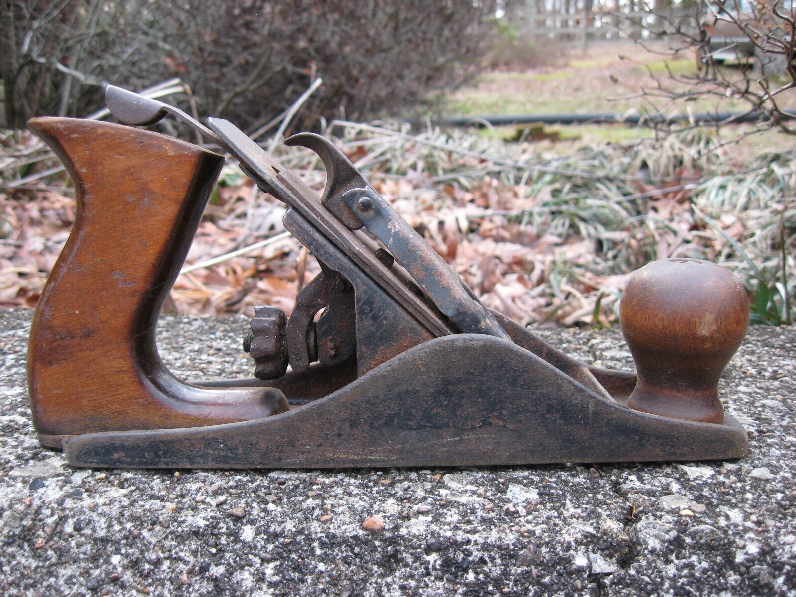 Vintage 9 1/4 inch Plane (w/ “wavy” perimeter blade adjuster) and “U”–Made USA