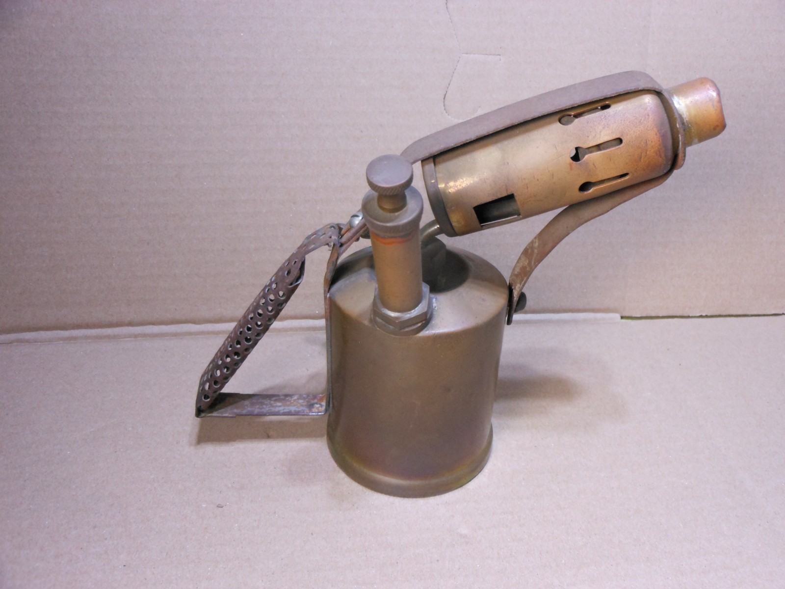Vintage / Antique Brass Blow Torch Monitor British Made No. 26 Paraffin Only