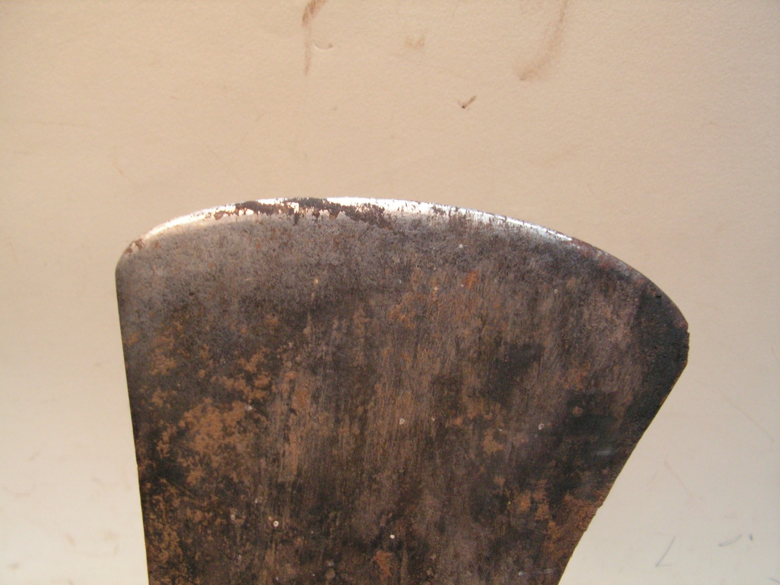 Vintage Double Bit Axe Head 3 Lb. 5 Oz+. 9 5/8″ across 1/4″ rise & 1 1/2″ drop
