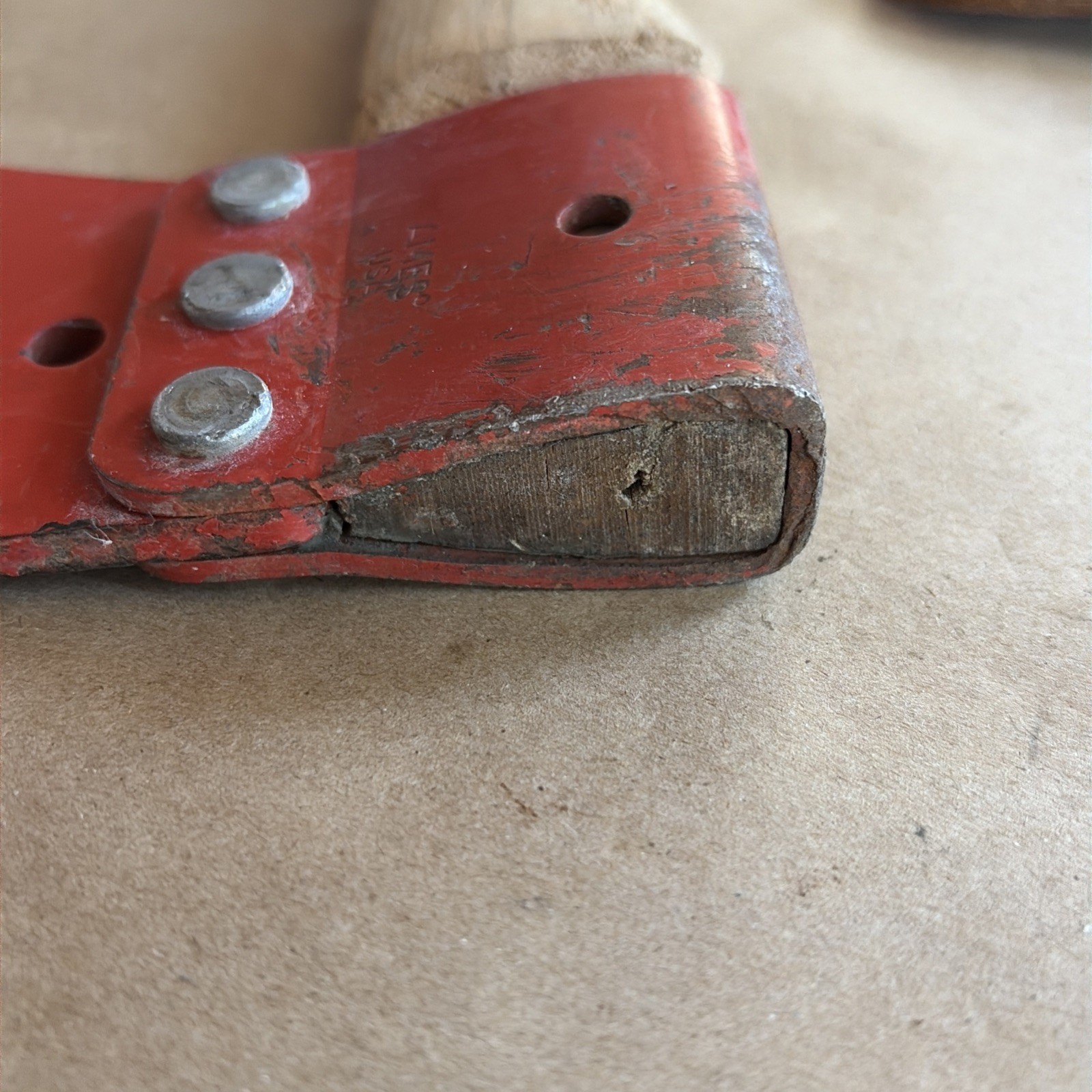 Vintage Ames Camp Sport Hatchet Axe 11-725 625 With Sheath – USA
