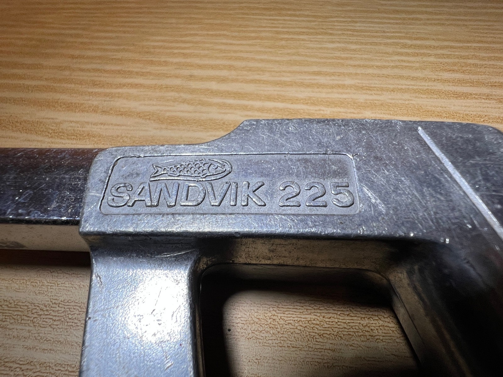 Vintage Sandvik 225 Hacksaw – Made in Sweden – Aluminum Frame with Blade