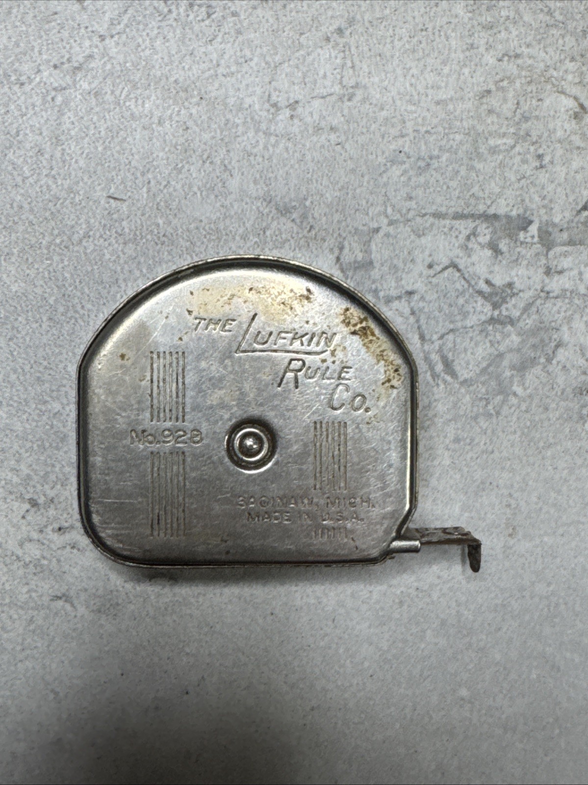 Vintage Mezurall Metal Tape Measure Lufkin Rule Company No. 928 Made USA B3