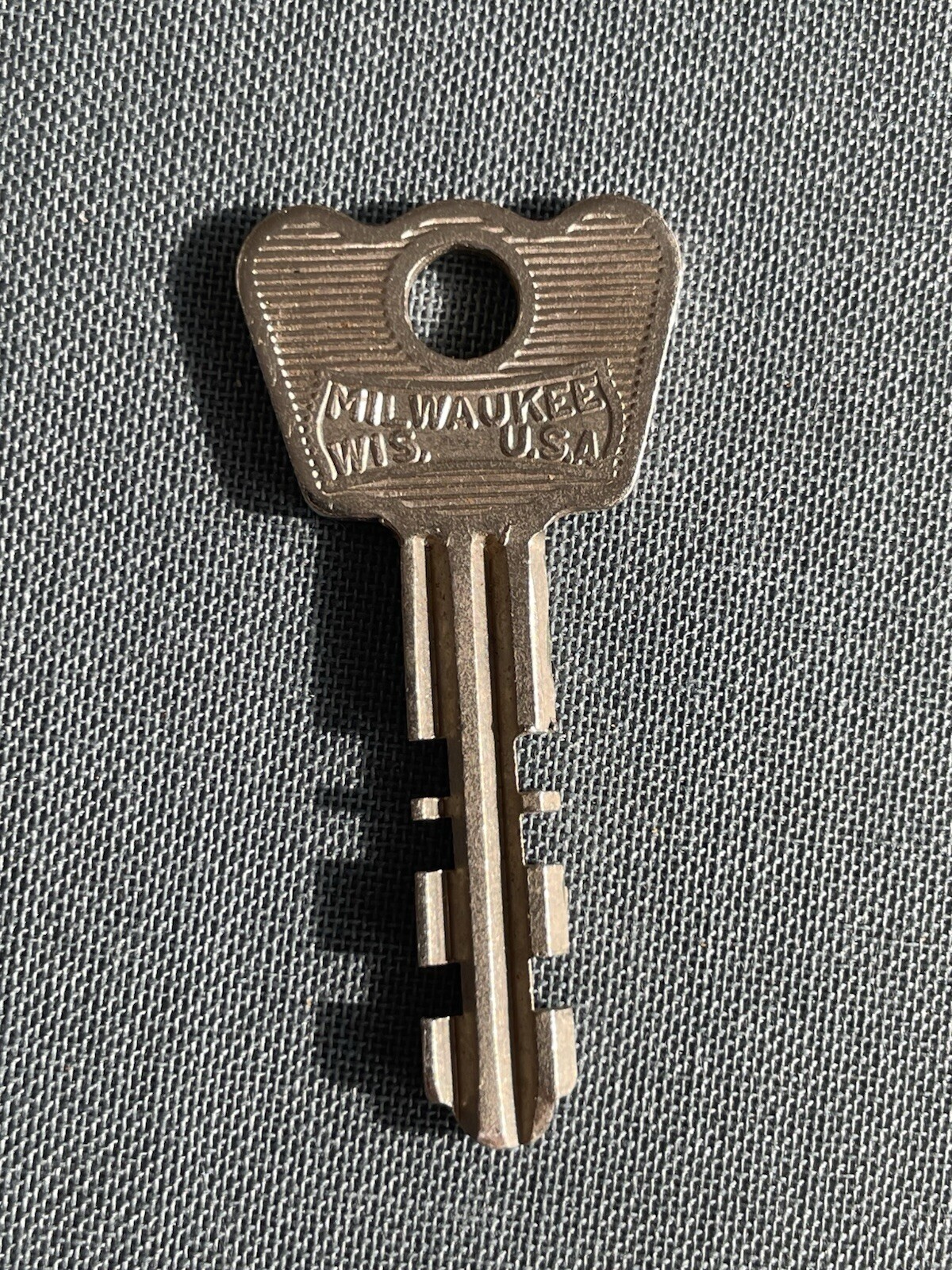 VINTAGE Master Lock Padlock #22 347 With Original Key. Working Condition