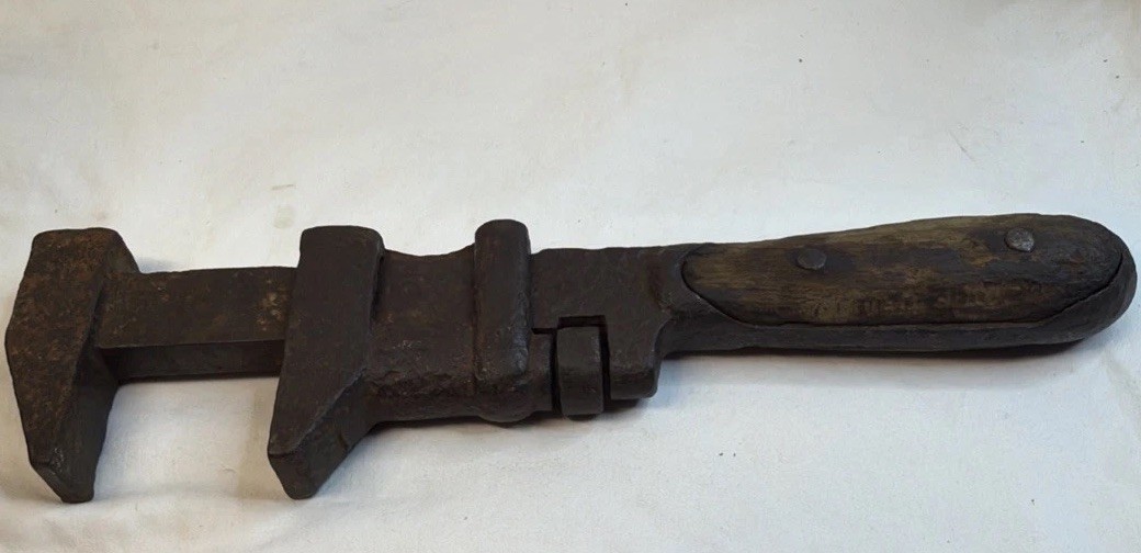 10″ Vintage Adjustable Pipe Wrench Wood Handle