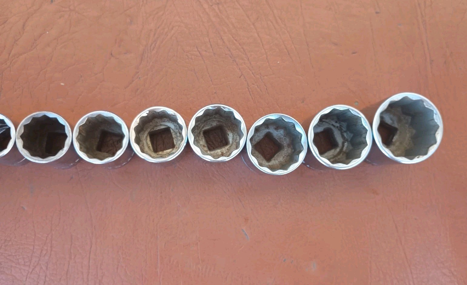 Vintage Craftsman USA 1/2″ Drive 19pc 12 point Ratchet Socket Set With Metal Box