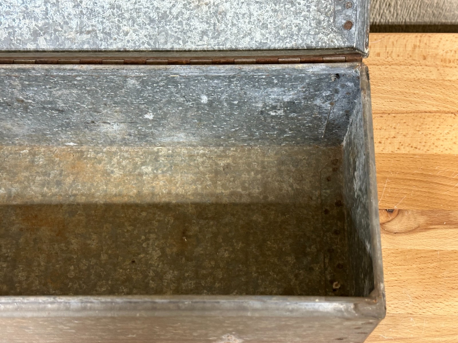 Vintage metal ammo/tool box w lid riveted patina 16″ x 7 1/4″x 7 1/4″ primitive