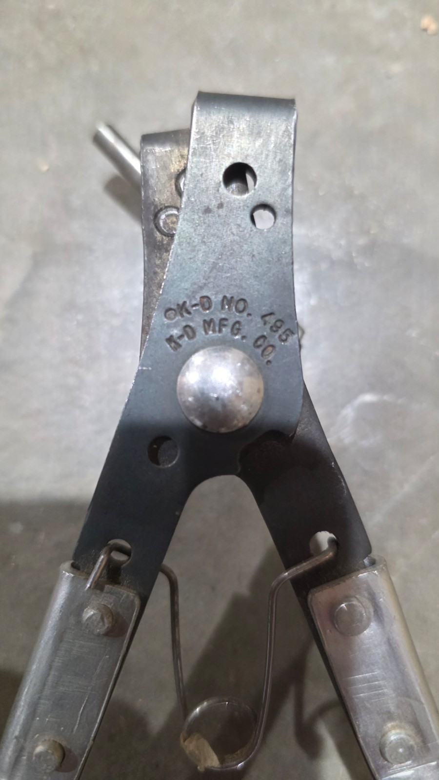 K-D Mfg No 495 Cable Coiling Pliers, Motorcycle, Small Engine Wire Loop Maker