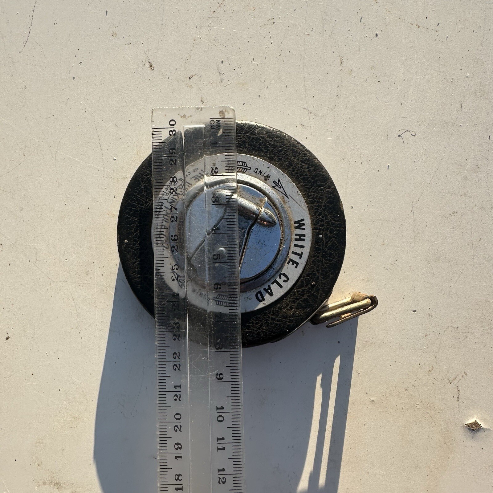 Vintage The Lufkin Rule Co. White Clad 10m 33ft Tape Measure As Is