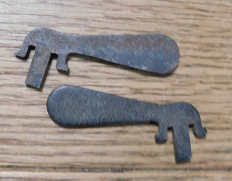 Two Early Ford Ing. Switch Keys Nice. BUY IT NOW.