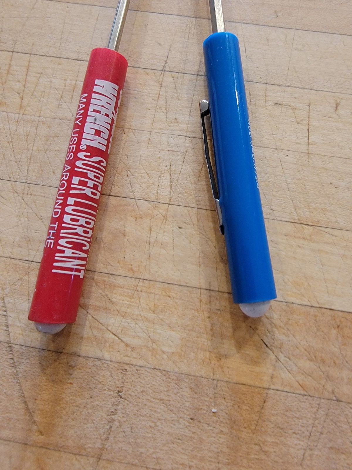2 two pocket advertising screwdrivers Liquid Wrench,B&D mfg. co flat and philips