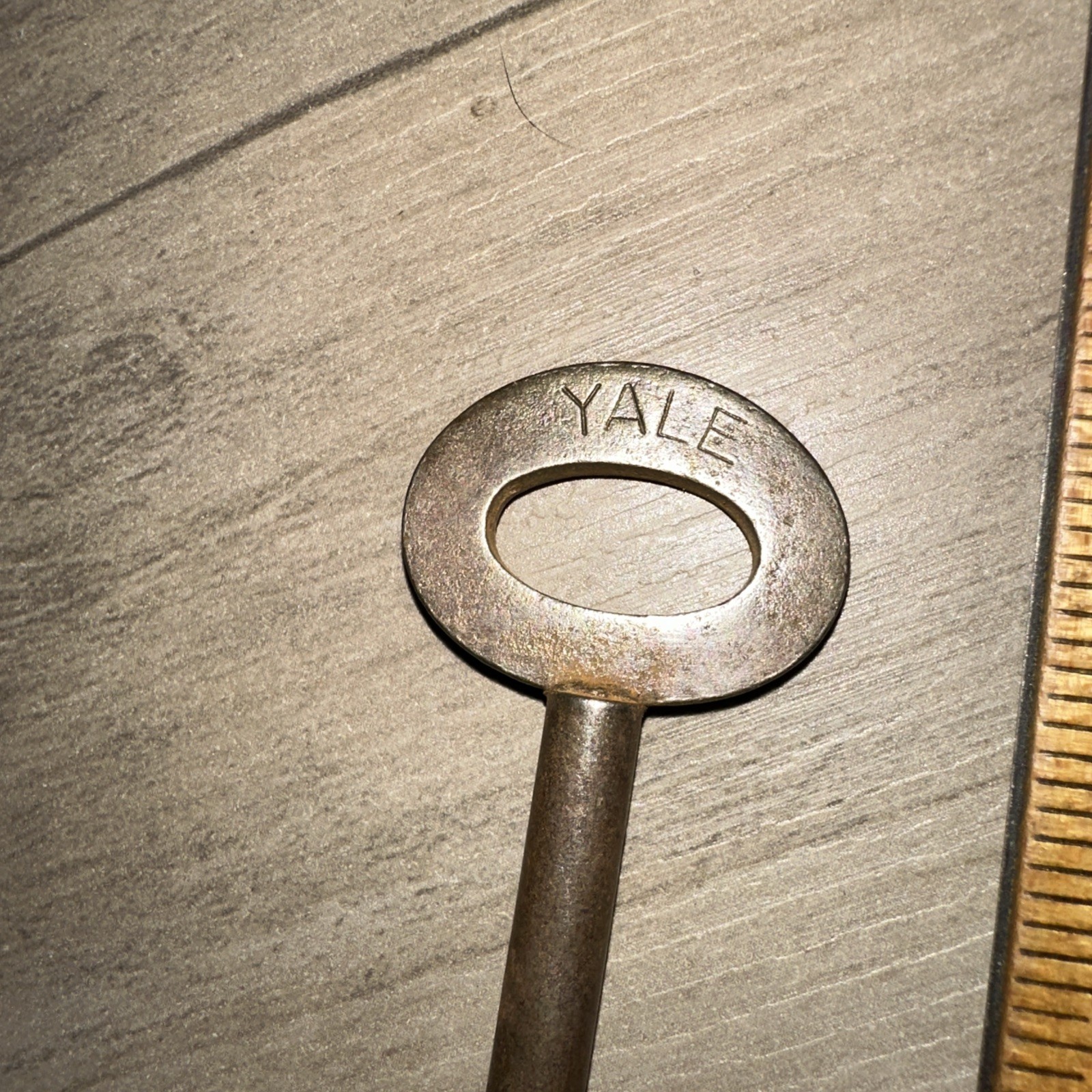 Antique Yale Skeleton Key Solid Barrel #4 Unique Shape 4 inch