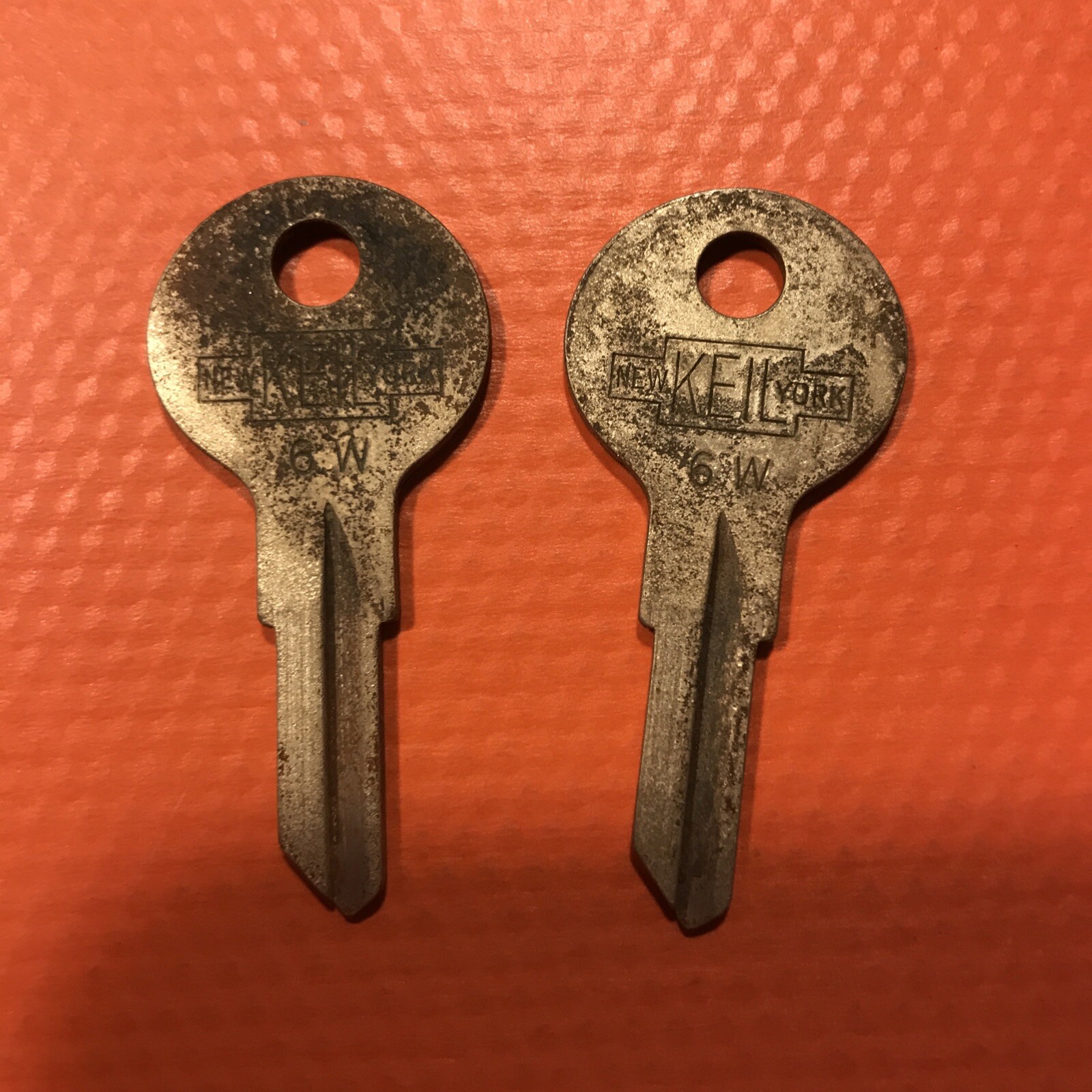 KEIL 6W key blank set of 2