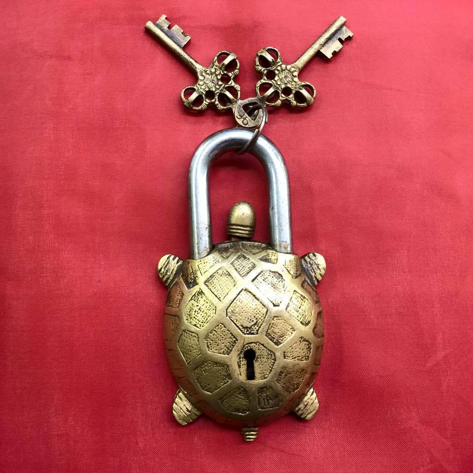 Lucky Thai Turtle Figurine Padlock Brass Handmade Tricky Door Safety Lock BM397