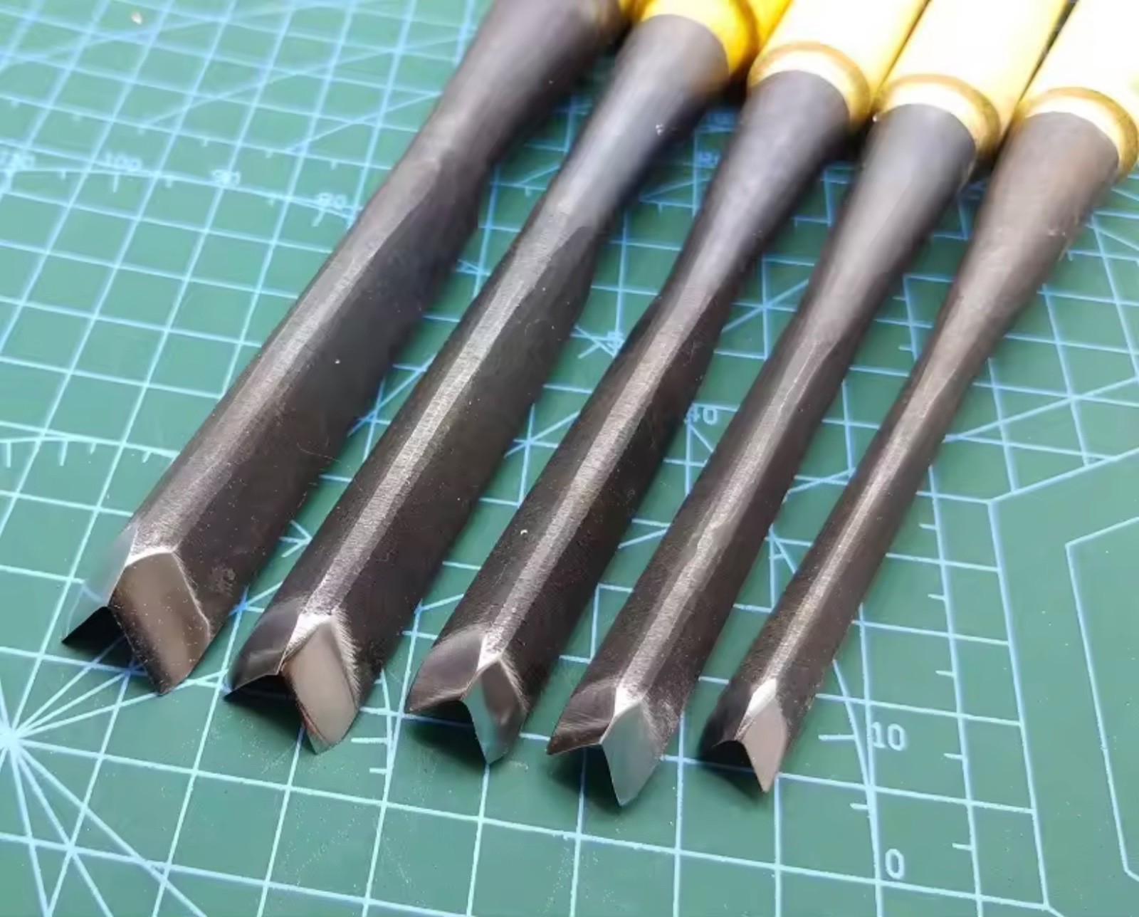 5PCS V Shape Wood Carving Chisel Set 6-14mm Woodworking V Gouge Tools