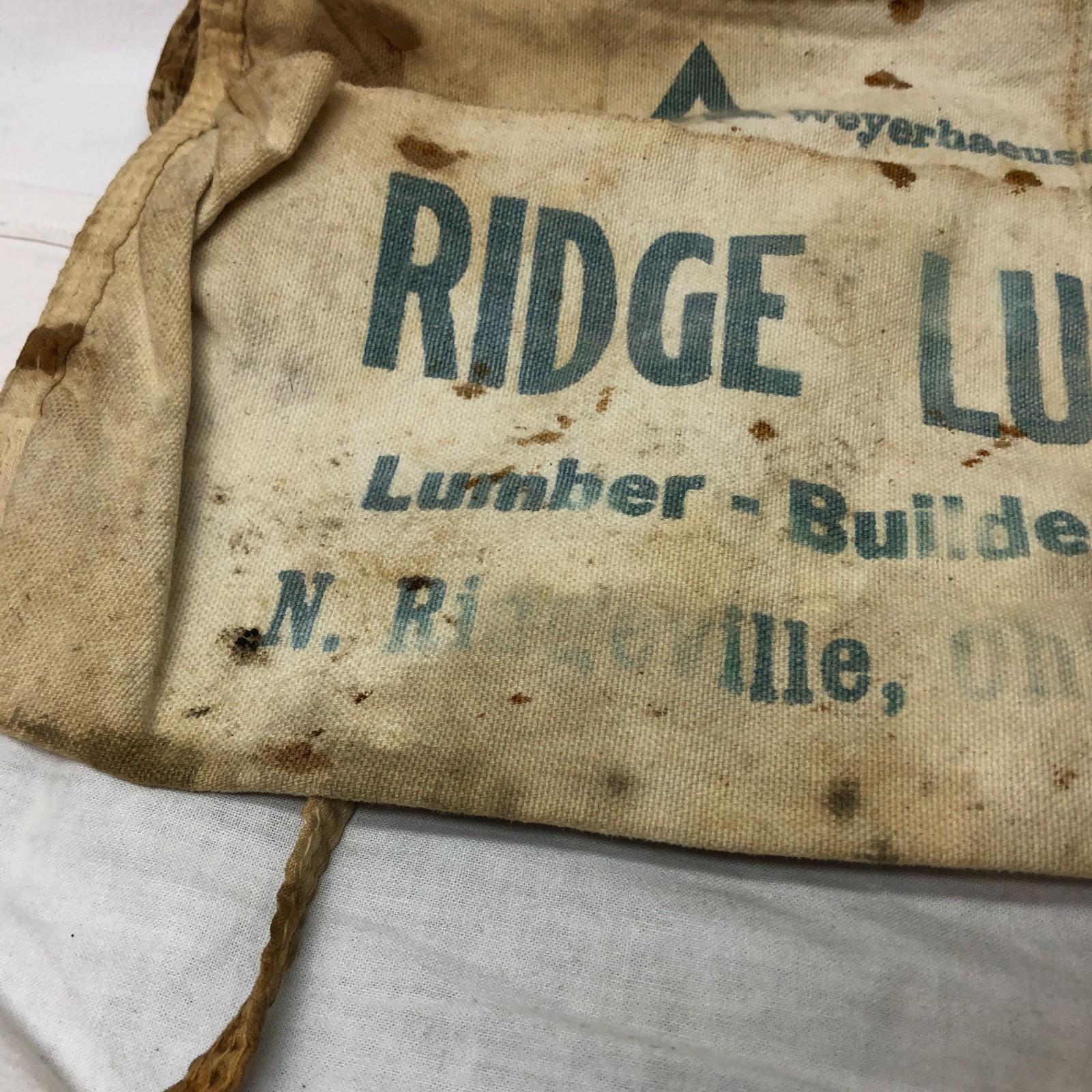 Vintage Ridge Lumber Co. Construction Apron North Ridgeville Ohio