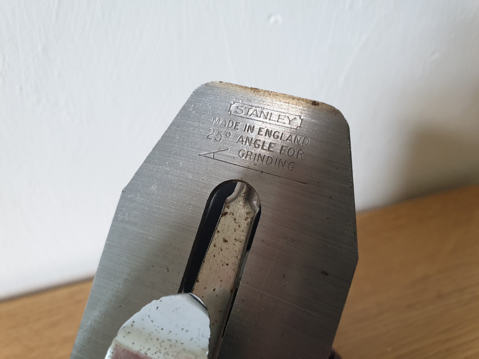 Stanley 12-204 Hand Plane – 25 Degree Angle For Grinding – Made in England