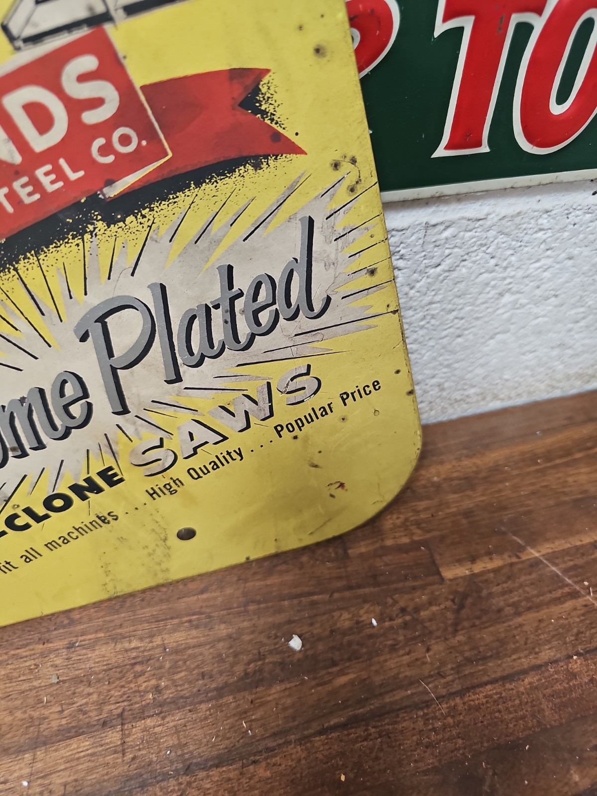 A98- RARE origianl Antique SIMONDS Si-Clone Saws Sign – Wood great graphic TOOLS