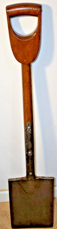 Vintage D Handle Rare Elwell Garden King George VI WW2 1944 Spade No 2 99cm