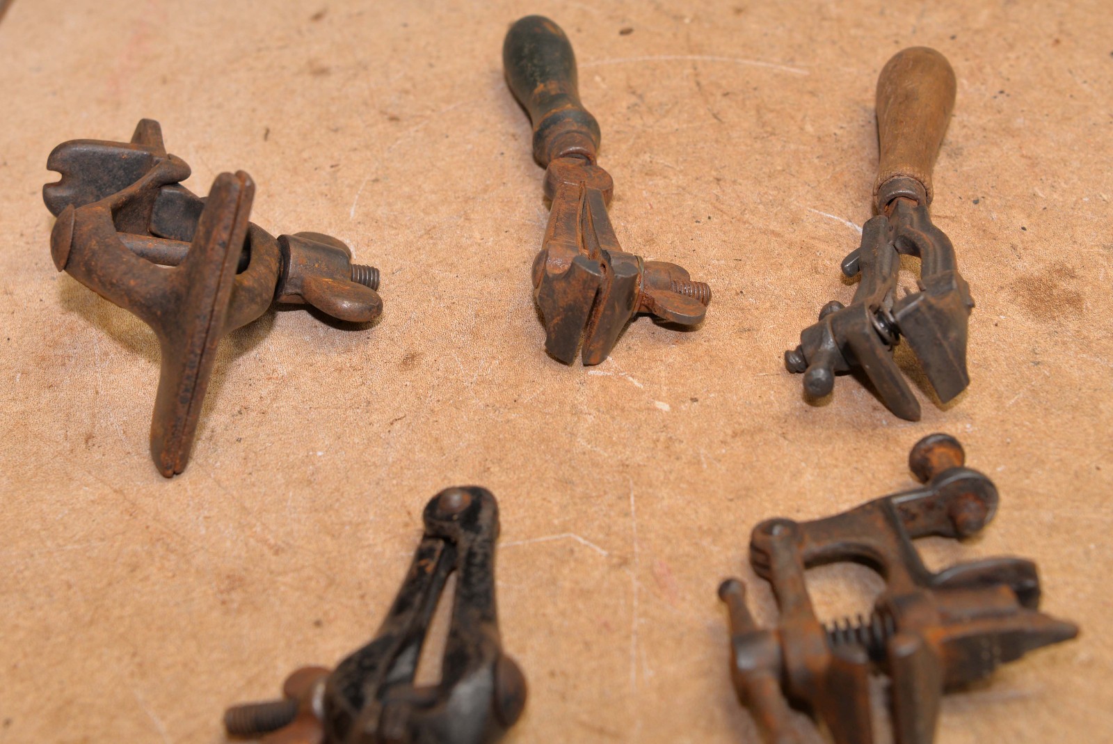 5 antique jewelers vise collectible machinist mini tool hand & bench vintage lot