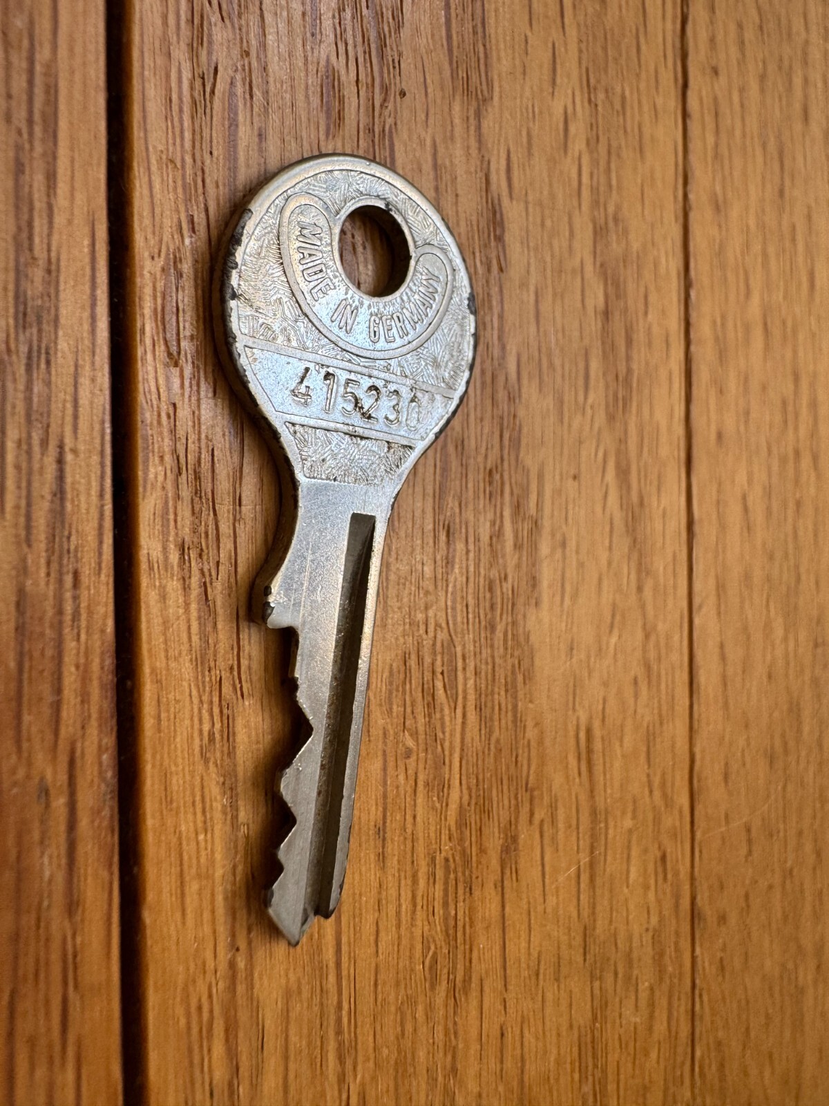 Vintage Neiman Made in Germany Pre Cut Key # 415230