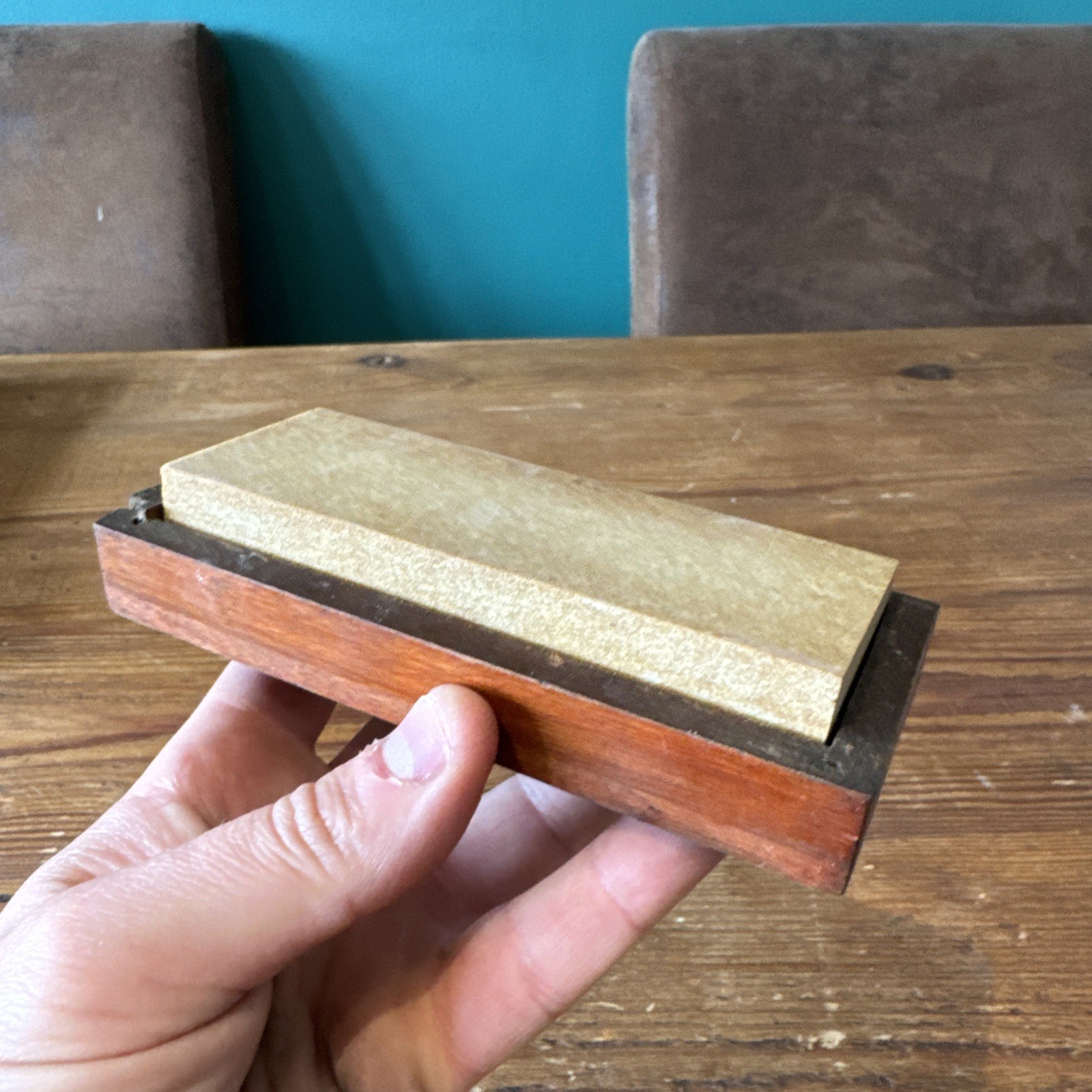 Vintage Natural boxed Washita Oilstone / Sharpening Stone