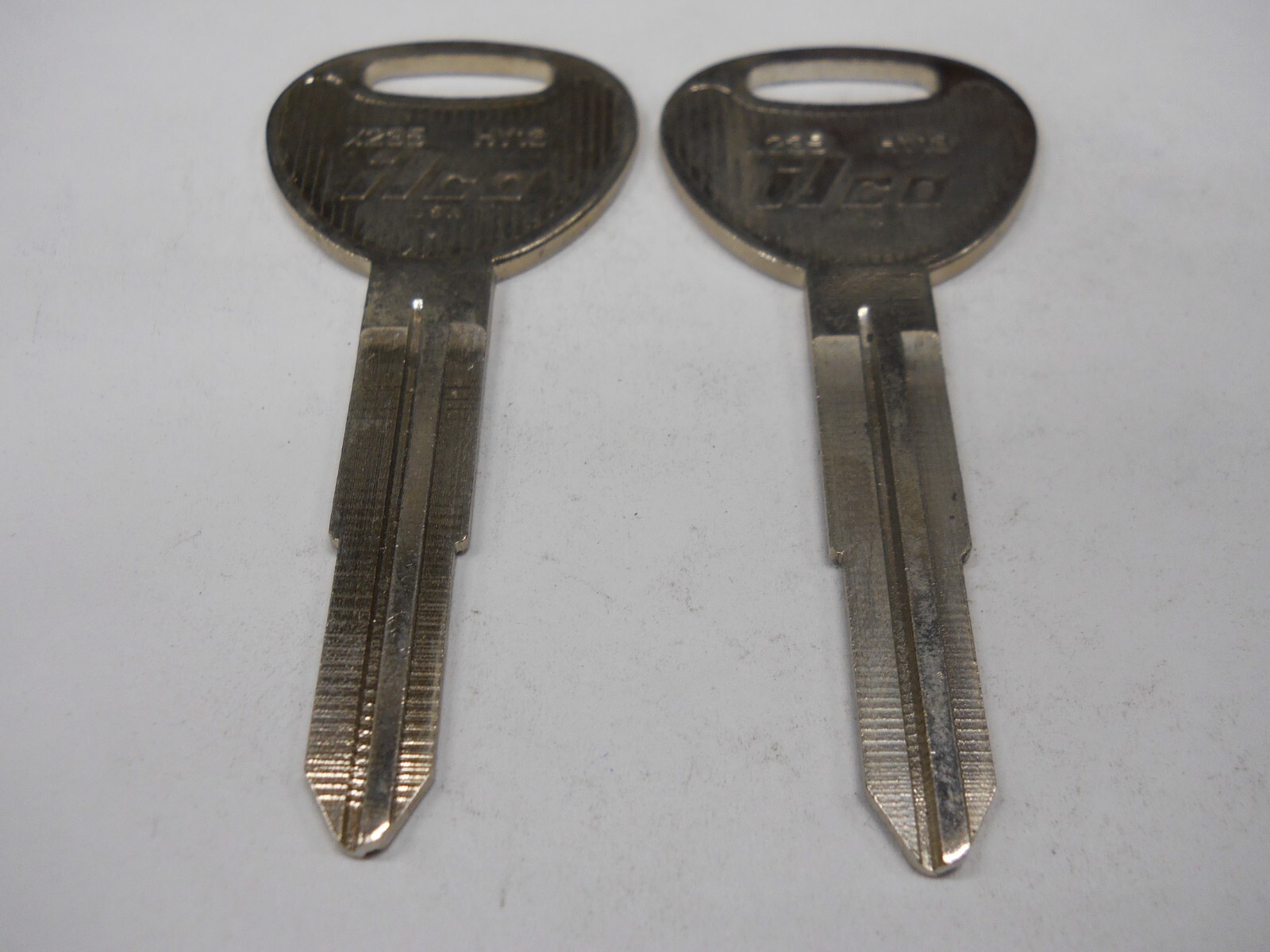 Ilco X235 Key Blank Fits Hyundai HY13 Lot of 2