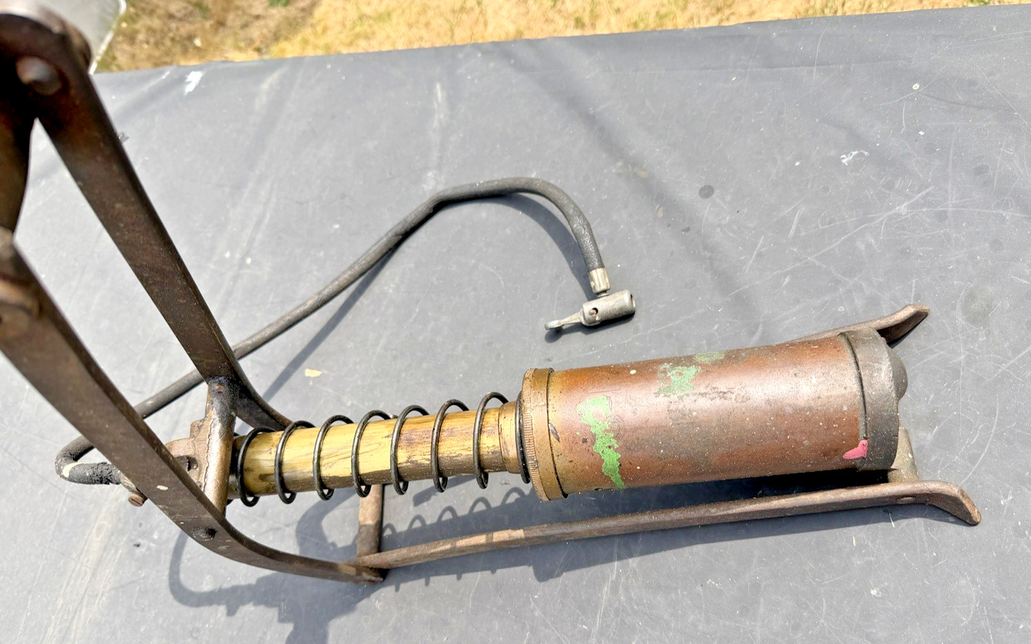 Vintage Automobilia Brass Kismet Lorry Foot Pump – works ** LOOK GREAT PROJECT *