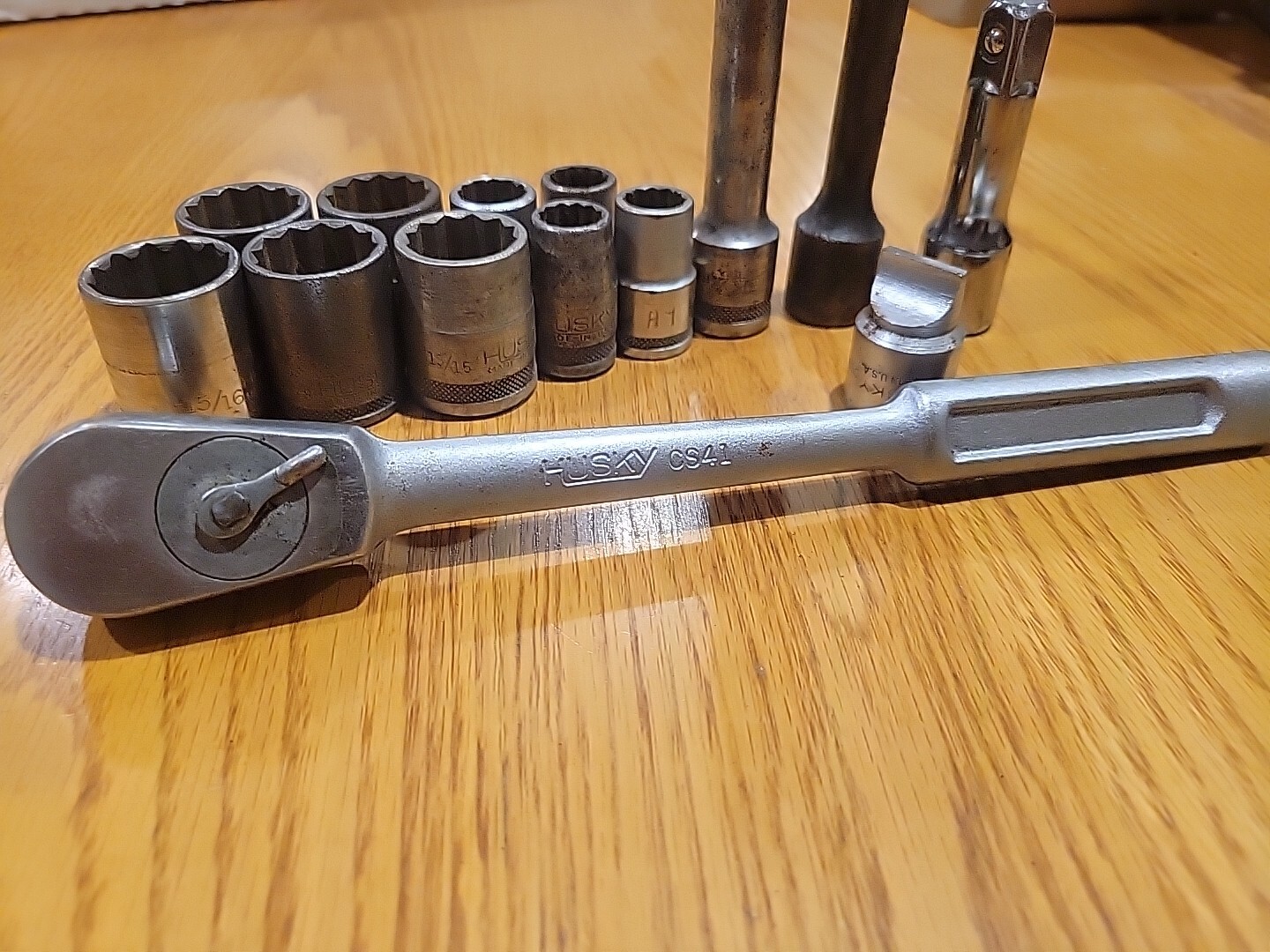 Vintage Husky CS41 1/2″ Drive Ratchet With Extensions And Sockets