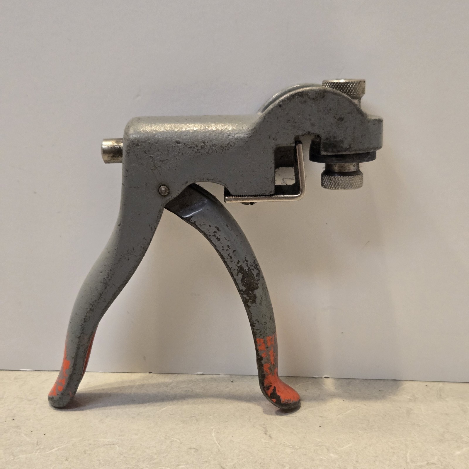VINTAGE MILLERS FALLS CO. #214 PISTOL GRIP SAW SETTING TOOL