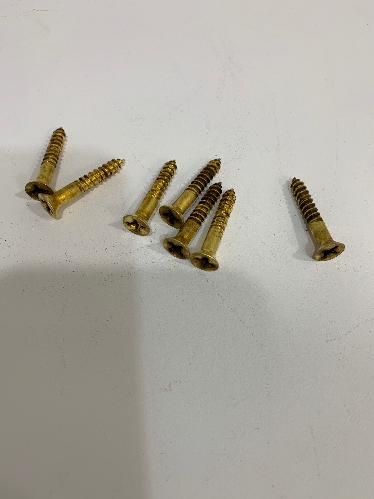 No.10 x 1-1/4” Solid Brass Wood Screws (7)