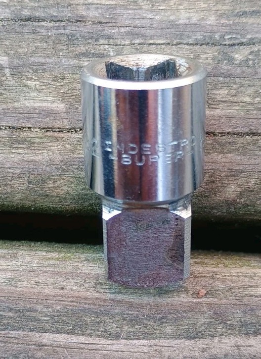 Vintage Indestro Super 3/8″ Drive to 1/2″ Drive Adapter 482 USA