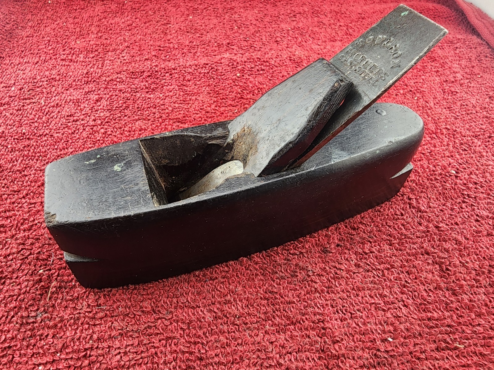 Vintage Unmarked Ebony Coffin Plane, 5-1/8″ Long