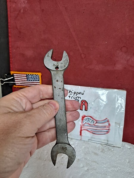 Vintage Bonney 5/8” X 3/4” Double Open End Wrench 1729 Good condition made USA!