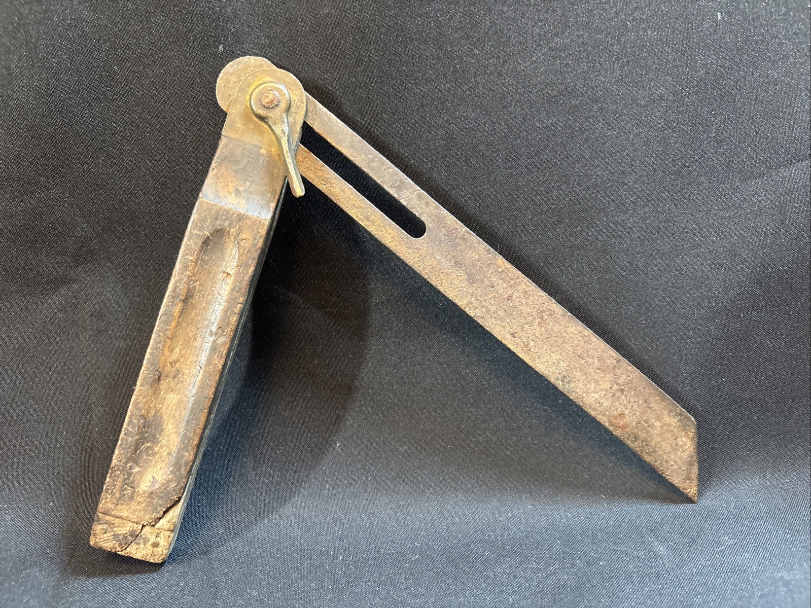 Vintage STANLEY Sliding T-Bevel 8″Carpenters Tool PATENT 3-16-97 MADE IN USA