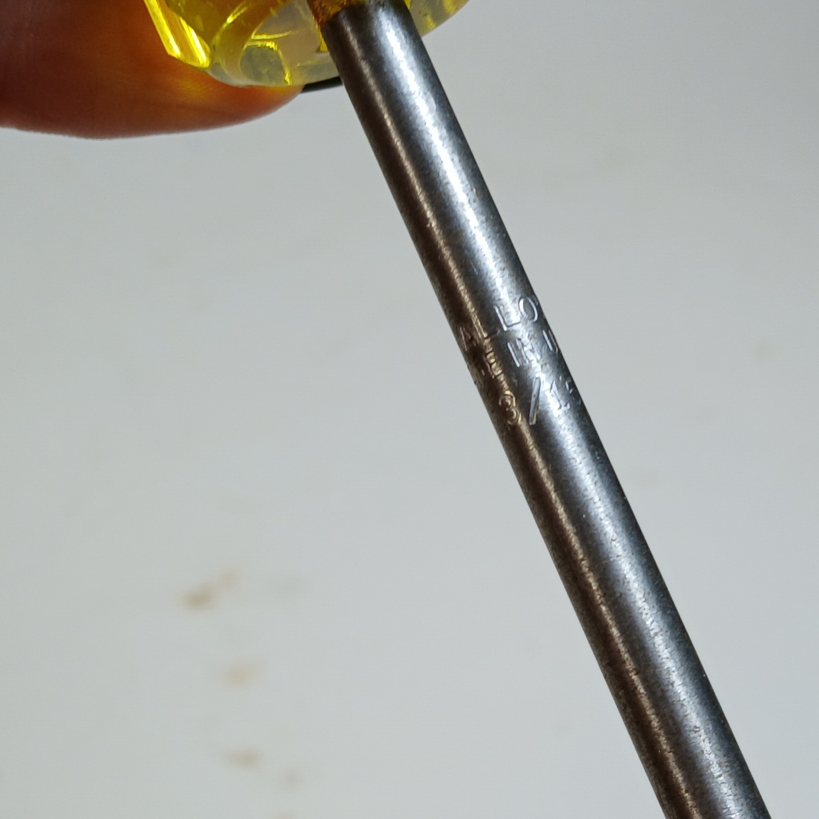 Vinatge Bridgeport USA No. 402; 3/16” Clutch Drive Screwdriver