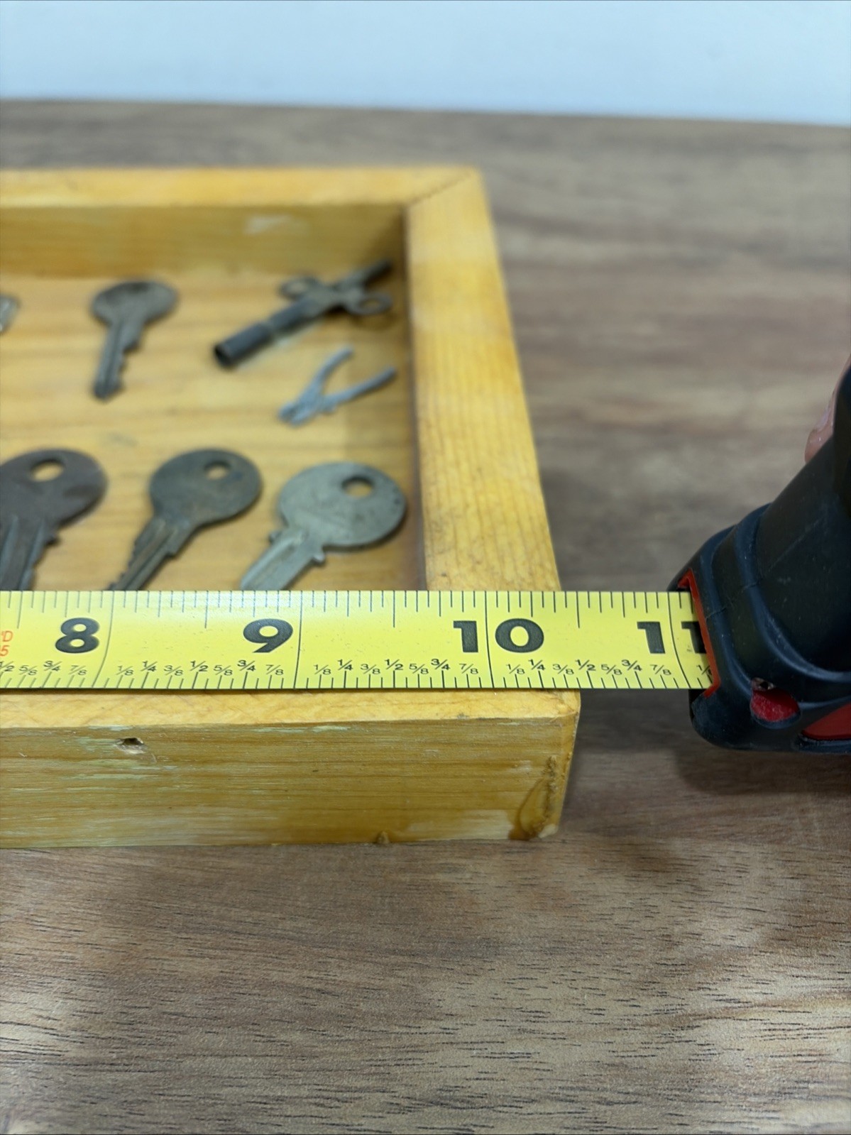 Master Lock Keys Walking Lion Emblem Lot Vintage Antique Wall Art Wooden