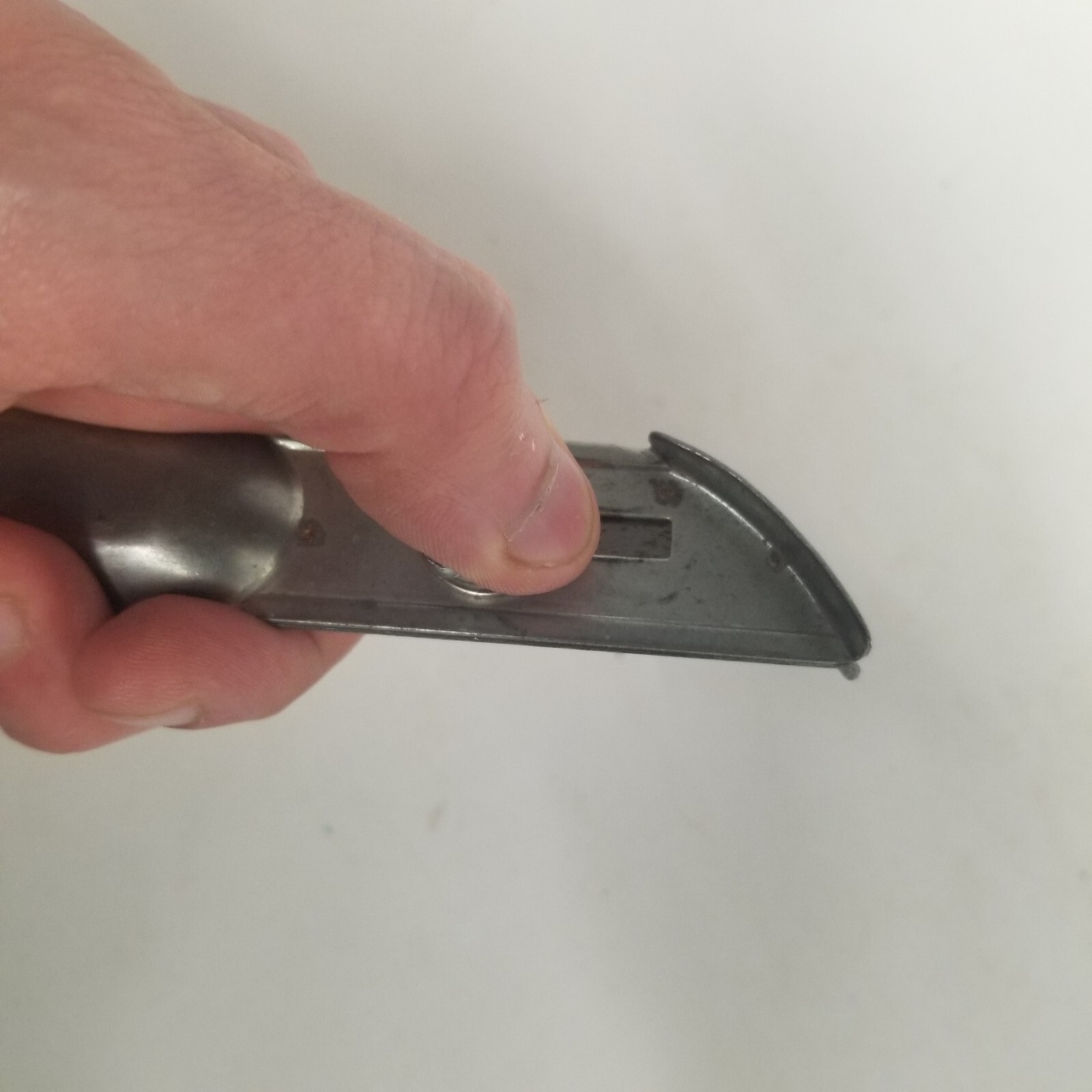 Vintage Kutto Box Cutter Razor Blade Locking Knife, 6″ Size, Carpentry, Woodwork