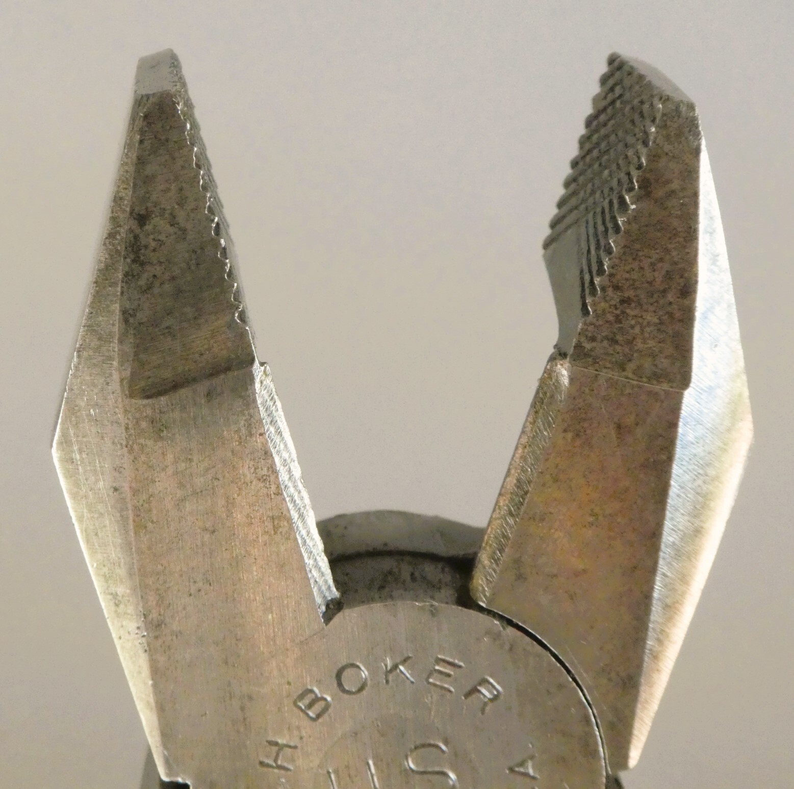 WW II, Style U.S. Marked, Vintage H Boker & Co. 8-1/2” Lineman Pliers Excellent